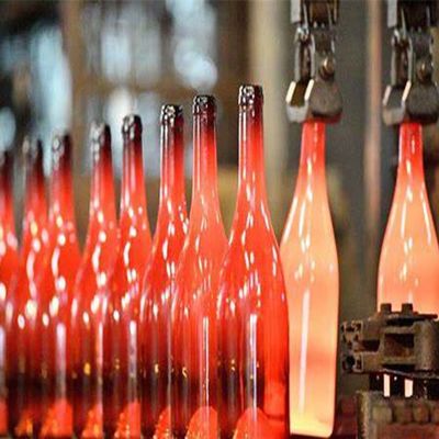 kupić Linia produkcyjna butelek ze szkła bezbarwnego 330 ml do zastosowań farmaceutycznych produkcja online